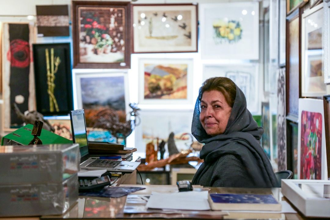 لیلی گلستان: گالریها ضربه وحشتناکی از کرونا خوردند/ استقبال از نمایشگاههای مجازی