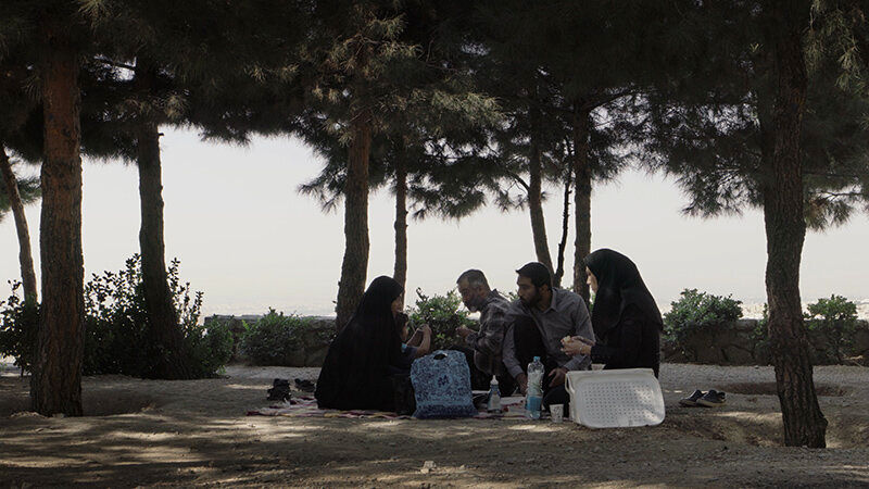 Iran’s “Weekend” named best at ÉCU film festival